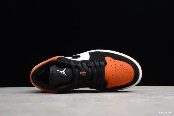 Reps LUCY Jordan 553558-128 Air Low 1 Shattered Backboard 0622
